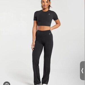 Gymshark Flared Leggings NWOT